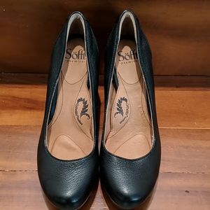 Sofft Mandy Black Leather Pumps